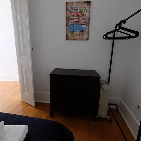 Shortstayflat Charming B. Alto Appartamento Lisbona